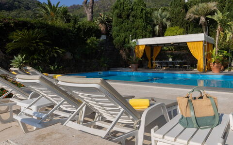 Villa Carina 12: Piscina, Mobili Da Esterno, Mobilia, Ricorrere, Tempo Libero, Lettino, Eco Hotel, Sedia, Vacanza, Shade