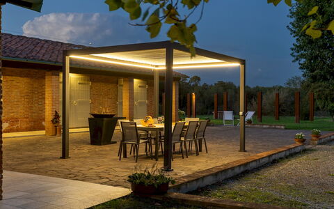 Tenuta Francigena 8: Shade, Struttura Esterna, Terrazza, Giardino, Pergola, Mobili Da Esterno, Padiglione, Backyard, Landscaping, Cortile