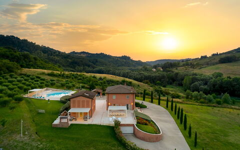 Podere Terranuova 10+2: Piscina, Lotto, Estate, Ricorrere, Eco Hotel, Hill Station, Agriturismo, Villetta, Villa, Hacienda