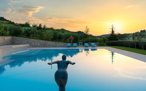 Podere Terranuova 10+2: Blu, Acqua, Piscina, Tempo Libero, Riflessione, Ricorrere, Resort Citta ', Eco Hotel, Reflecting Pool