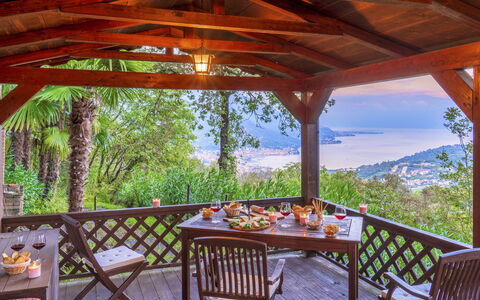 Tenuta Navelli 12+2: Ricorrere, Mobilia, Portico, Eco Hotel, Sedia, Shade, Deck, Mobili Da Esterno, Color Legno, Tavolo Esterno