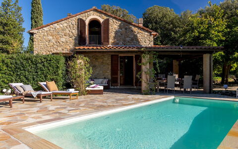 La Nula 4: Piscina, Casa, Casa, Porta, Villetta, Ricorrere, Agriturismo, Estate, Giardino, Villa