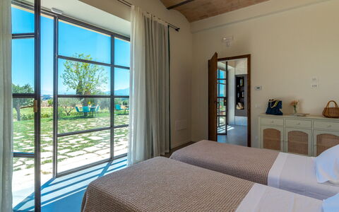 La Buona Maniera 10: Mobilia, Sedia, Ricorrere, Mobili Da Esterno, Piscina, Shade, Estate, Eco Hotel, Cucina & Sala Da Pranzo Tavolo, Design