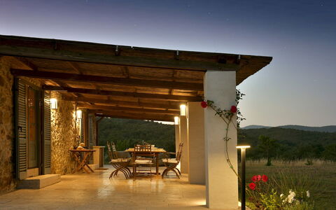 Casa la Pratellaccia 6+2: Legna, Mobilia, Soffitto, Sedia, Fascio, Shade, Lampada, Cucina & Sala Da Pranzo Tavolo, Portico, Mobili Da Esterno