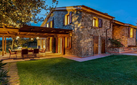 Casale Ombrone 11: Architettura, Casa, Casa, Villetta, Estate, Agriturismo, Porta, Villa, Dimora, Giardino