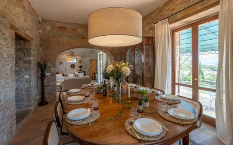 Villa la Pizzichina 10: Mobilia, Interior Design, Parete, Tavolo, Sedia, Cucina & Sala Da Pranzo Tavolo, Soffitto, Pavimentazione, Sala Da Pranzo, Illuminazione