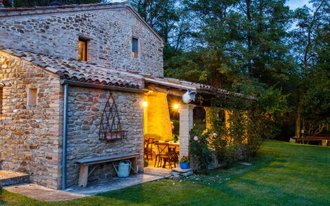 Casalina 8: Legna, Casa, Casa, Villetta, Porta, Agriturismo, Giardino, Estate, Backyard