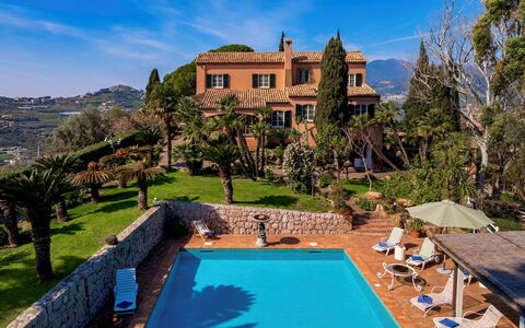 Villa la Cicaliera 10: Blu, Zona Residenziale, Piscina, Ricorrere, Insediamento Umano, Estate, Eco Hotel, Hacienda, Villa