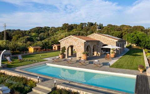 Villa la Casina 4: Estate, Villetta, Agriturismo, Hacienda, Piscina, Villa, Dimora, Ricorrere, Landscaping, Cortile