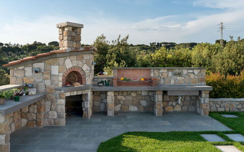 Villa la Casina 4: Giardino, Flagstone, Brick, Camino, Muro ​​Di Pietra, Massoneria Forno, Landscaping, Design, Terrazza, Backyard