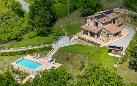 Poggio delle Lumie 6: Casa, Casa, Villetta, Estate, Agriturismo, Area Rurale, Giardino, Villa, Villaggio, Cortile