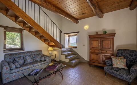 Muricciaglia 14: Mobilia, Parete, Pavimentazione, Legna, Interior Design, Pavimento, Casa, Camera, Soggiorno, Divano