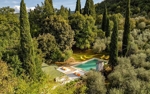 Case Novole 10: Piscina, Giardino, Estate, Landscaping, Eco Hotel, Ricorrere, Hacienda, Sempreverde