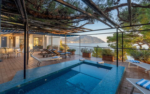Casa Chiara 6+2: Acqua, Piscina, Ricorrere, Mobili Da Esterno, Eco Hotel, Sedia, Tempo Libero, Lettino, Hotel, Costa