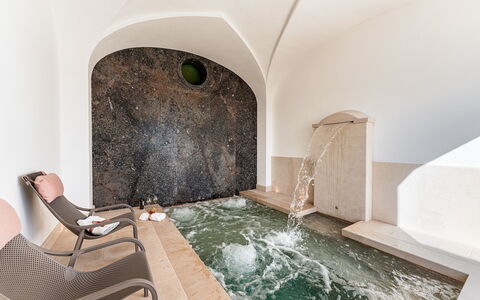 Villa Aristula 11: Vasca Da Bagno, Idraulico Fixture, Vasca Idromassaggio, Hotel, Ricorrere, Piscina