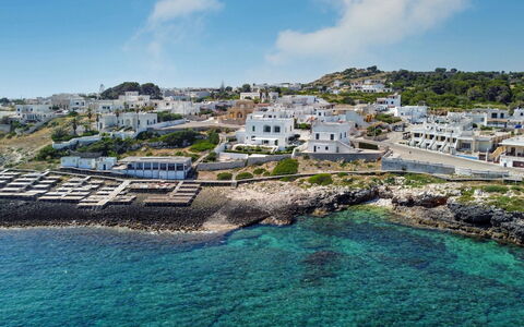 Villa Aristula 11: Blu, Acqua, Corpo D'Acqua, Costa, Costiera E Morfologie Oceanic, Mare, Orizzonte, Waterway, Riva, Paesaggio