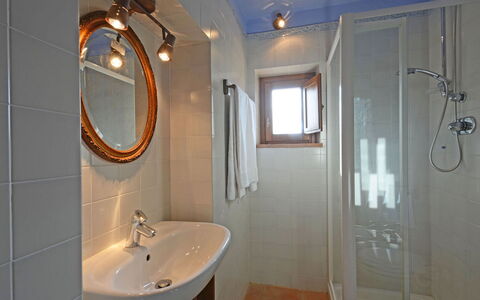 Terra San Raffaele 10+3: Parete, Idraulico Fixture, Legna, Interior Design, Pavimentazione, Pavimento, Bagno, Lavandino Del Bagno, Specchio, Camera