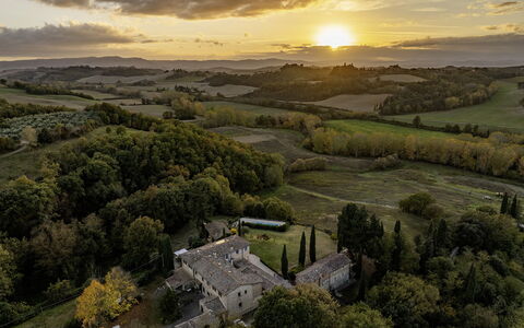 Podere Vernine di Sotto 14: Natura, Paesaggio, Plain, Area Rurale, Lotto, Visione Globale, Estate, Villaggio, Fotografia Aerea, Campo