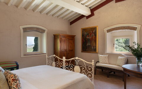 Il Poggione 10: Parete, Mobilia, Interior Design, Soffitto, Camera Da Letto, Illuminazione, Casa, Camera, Letto, Pavimentazione
