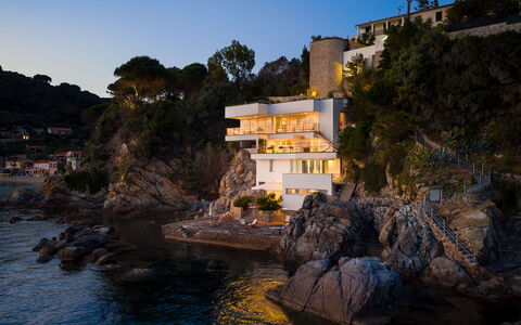 Villa Il Faro 10: Roccia, Costiera E Morfologie Oceanic, Costa, Affioramento, Mare, Oceano, Promontorio, Suono, Baia