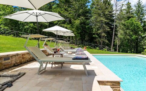 Villa Palazzolo 8: Piscina, Mobili Da Esterno, Lettino, Ricorrere, Mobilia, Ombrello, Shade, Tempo Libero, Eco Hotel, Sedia