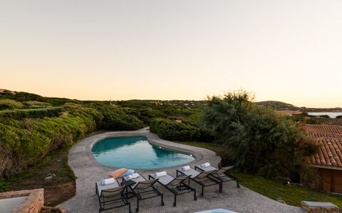 Villa Portobello 10+2: Blu, Paesaggio, Piscina, Crepuscolo, Mobili Da Esterno, Sera, Alba, Tramonto, Eco Hotel