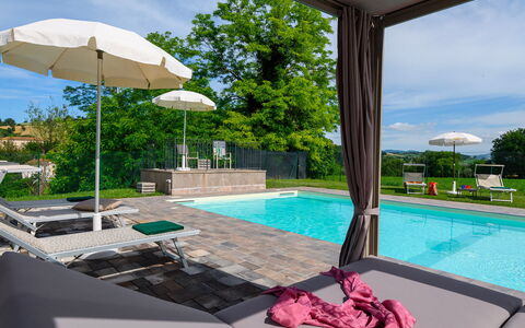 Villa Isola 8+2: Piscina, Mobili Da Esterno, Mobilia, Ricorrere, Ombrello, Lettino, Sedia, Giardino, Shade, Tempo Libero