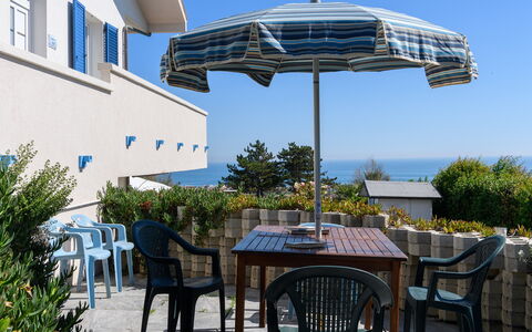 Villa Alma 8+2: Blu, Mobilia, Mobili Da Esterno, Ombrello, Shade, Mare, Sedia, Tavolo Esterno, Oceano, Ricorrere