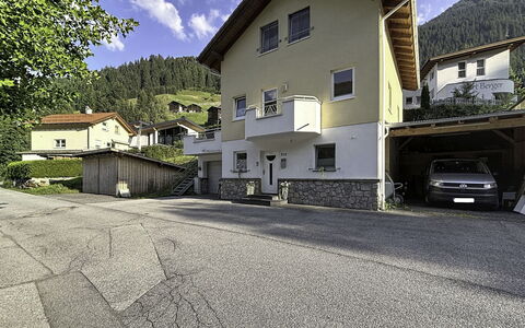 Ferienhaus Siegele: Costruzione, Finestra, Casa, Zona Residenziale, Casa, Tetto, Architettura, Villetta, Insediamento Umano, Villaggio