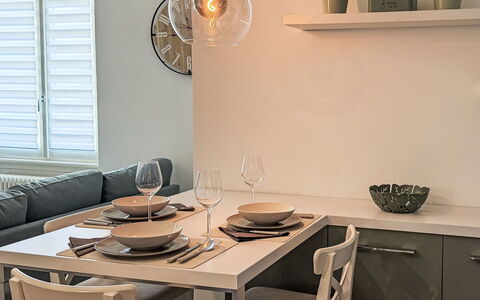 Genzianella Alpine Apartment: Estate, Landscaping, Villa, Hedge, Balcone