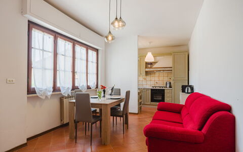 La Casa di Margot: Interior Design, Mobilia, Pavimentazione, Soffitto, Camera, Pavimento, Divano, Illuminazione, Soggiorno, Casa