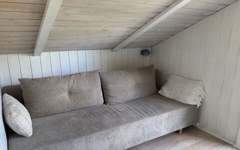 Florida - from the Sea: Legna, Pavimentazione, Mobilia, Pavimento, Interior Design, Pavimento In Legno, Camera, Appartamento, Cuscino, Latifoglie