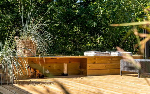 Florida - from the Sea: Legna, Mobili Da Esterno, Latifoglie, Mobilia, Pavimento In Legno, Plank, Color Legno, Vaso Di Fiori, Deck, Giardino