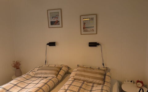 Eike - from the Sea: Mobilia, Camera Da Letto, Interior Design, Letto, Legna, Lenzuolo, Soffitto, Bedding, Tessile, Pavimento