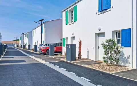Les Bains D'Oléron 2: Catena Montuosa, Geomorfologia Glaciale, Neve, Soffitto, Alpi, Inverno, Valle, Congelamento, Calotta Di Ghiaccio, Paesino Di Montagna