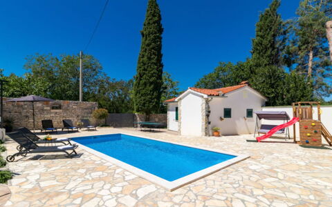 Villa Dominique: Blu, Materiale Composito, Piscina, Flagstone, Shade, Ricorrere, Mobili Da Esterno, Piastrella