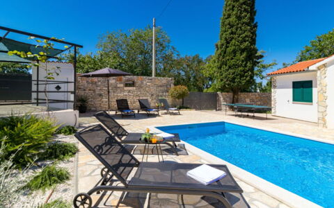 Villa Dominique: Blu, Mobili Da Esterno, Piscina, Ricorrere, Sedia, Flagstone, Villa