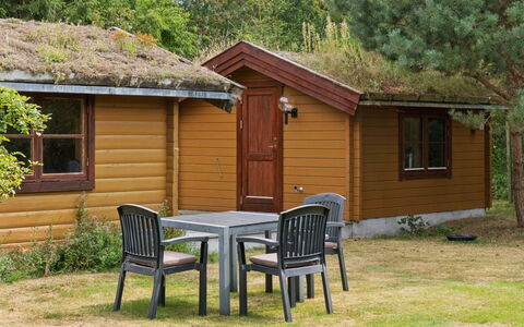 Greta - 1.7Km from the Sea: Legna, Villetta, Casa, Casa, Porta, Edifici Giardino, Capannone, Log Cabin, Color Legno, Giardino