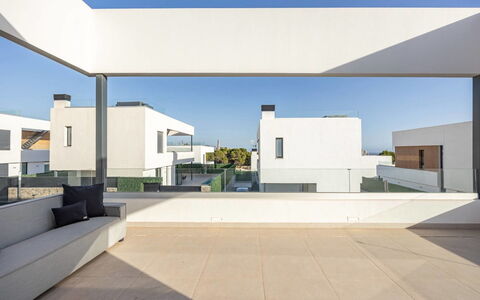 Villa Esencia: Architettura, Zona Residenziale, Urban Design, Pavimento, Casa, Materiale Composito, Balcone, Appartamento, Shade, Calcestruzzo