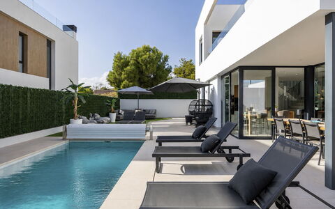 Villa Esencia: Piscina, Ricorrere, Estate, Eco Hotel, Villa, Design, Mobili Da Esterno, Balcone, Cortile
