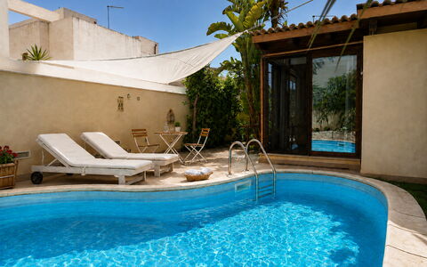 Villa Cristiana: Piscina, Mobilia, Mobili Da Esterno, Ricorrere, Lettino, Tempo Libero, Eco Hotel, Shade, Sedia, Hotel