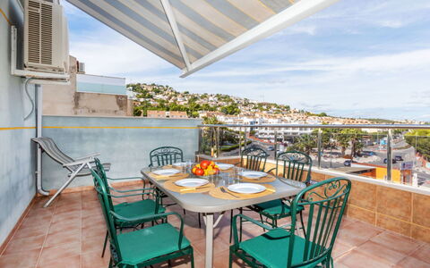 Marina Azul: Appartamento, Ricorrere, Pianta Della Casa, Hotel, Balcone