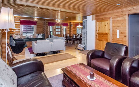 Kolin Kuningas: Legna, Casa, Soffitto, Mobilia, Villetta, Log Cabin, Soggiorno, Latifoglie, Loft, Divano