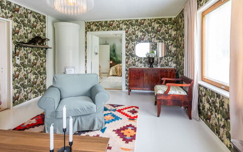 Alpola: Interior Design, Parete, Pavimentazione, Soffitto, Pavimento, Mobilia, Soggiorno, Camera, Casa, Tappeto