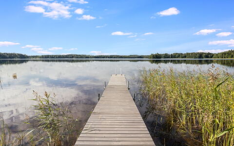 Tuuliranta: Blu, Acqua, Risorse Idriche, Corpo D'Acqua, Ambiente Naturale, Paesaggio Naturale, Orizzonte, Waterway, Nube, Banca