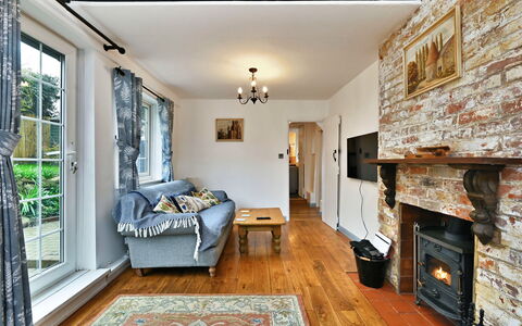 The Old Barn, Hadlow: Mobilia, Interior Design, Parete, Legna, Pavimentazione, Soffitto, Camera, Pavimento, Illuminazione, Soggiorno