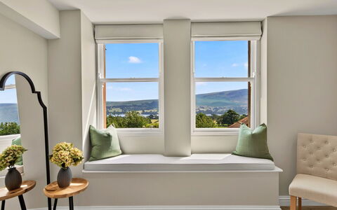 Willow'S View: Mobilia, Interior Design, Pavimento, Pavimentazione, Legna, Casa, Illuminazione, Camera, Appartamento, Soggiorno
