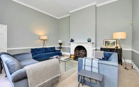 Clavering Hall: Interior Design, Pavimentazione, Pavimento, Mobilia, Parete, Divano, Soffitto, Soggiorno, Camera, Illuminazione