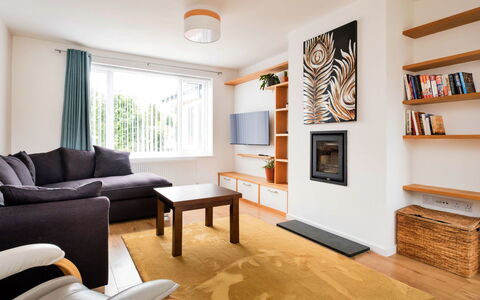 Elizabeth House: Mobilia, Interior Design, Pavimentazione, Parete, Pavimento, Legna, Divano, Camera, Soffitto, Soggiorno