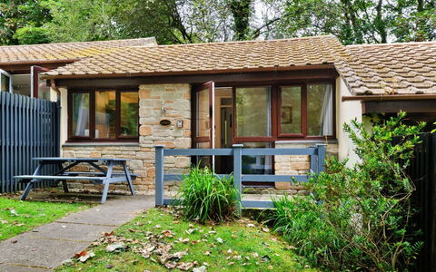 St. Ives 637: Casa, Casa, Villetta, Tetto, Porta, Raccordo, Shade, Cortile, Edifici Giardino, Portico